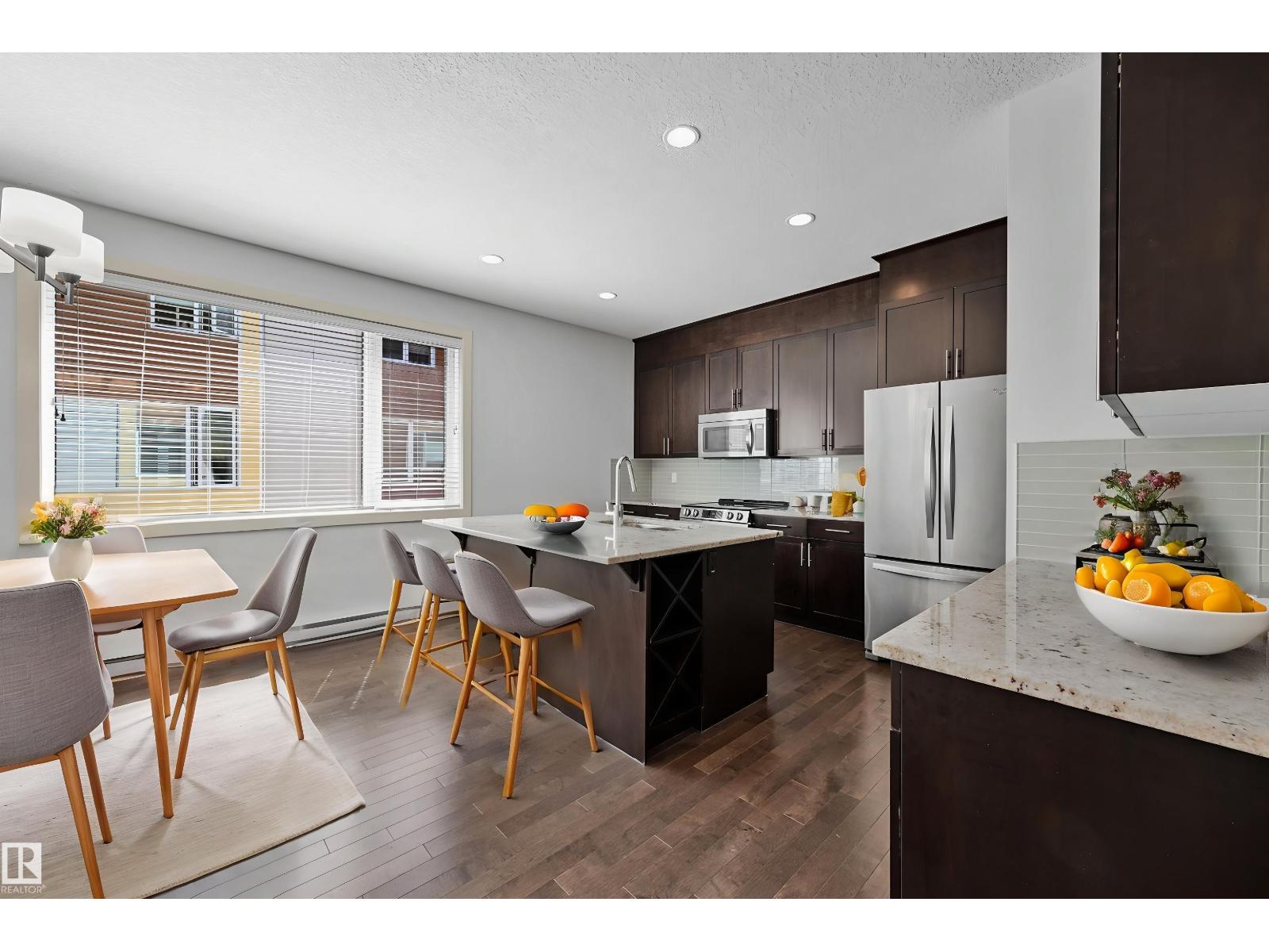 7506 May Cm Nw, Edmonton, Alberta  T6R 0G9 - Photo 11 - E4448183
