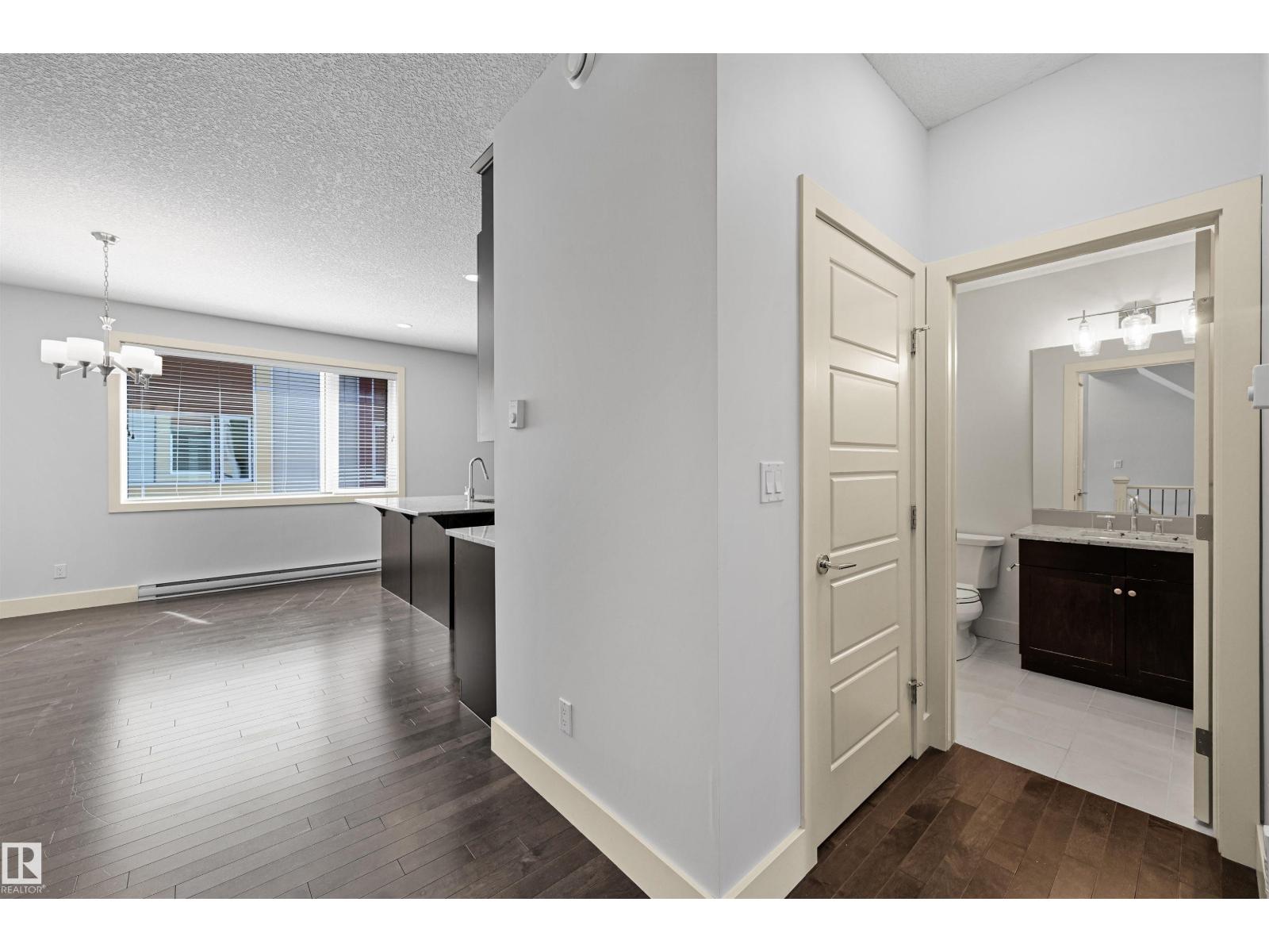 7506 May Cm Nw, Edmonton, Alberta  T6R 0G9 - Photo 8 - E4448183