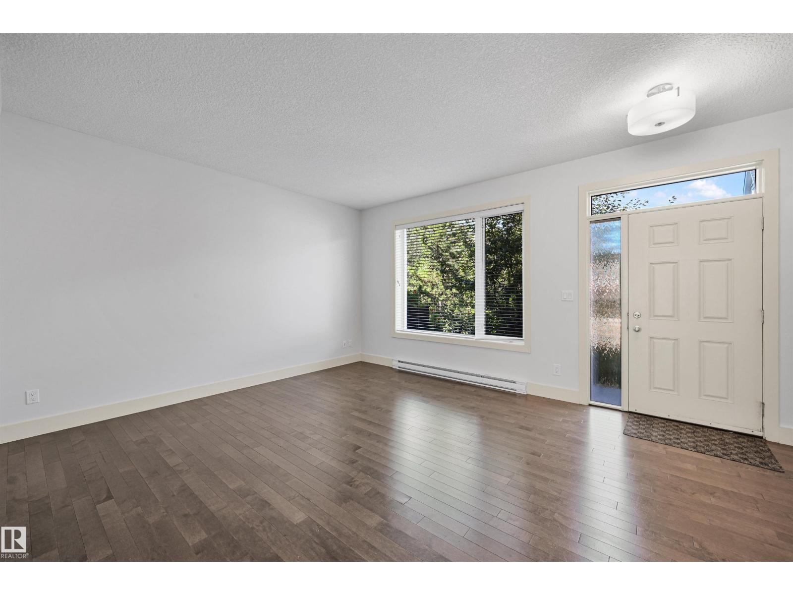 7506 May Cm Nw, Edmonton, Alberta  T6R 0G9 - Photo 6 - E4448183