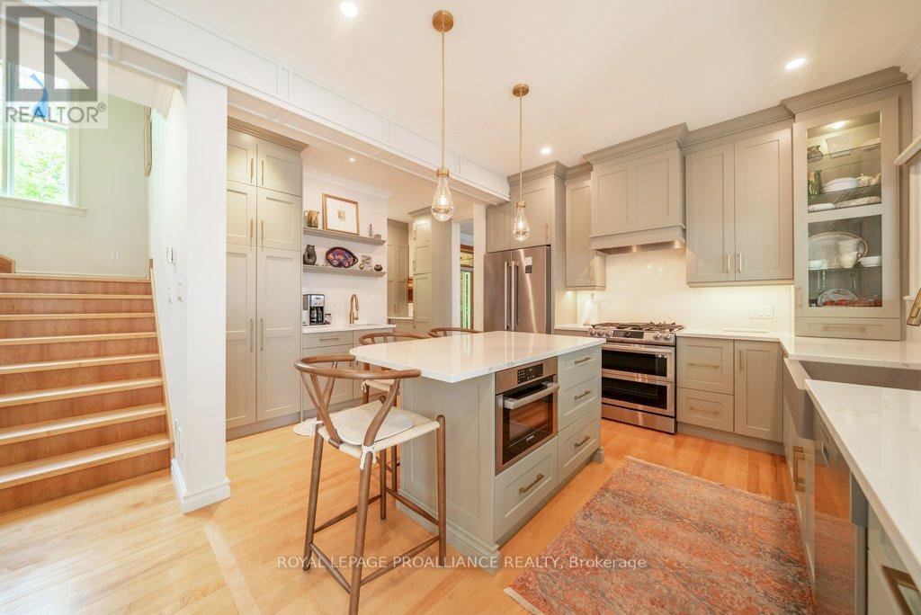 403 Henniger Road, Addington Highlands, Ontario  K0H 1K0 - Photo 11 - X12331928