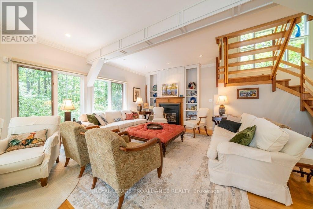 403 Henniger Road, Addington Highlands, Ontario  K0H 1K0 - Photo 18 - X12331928