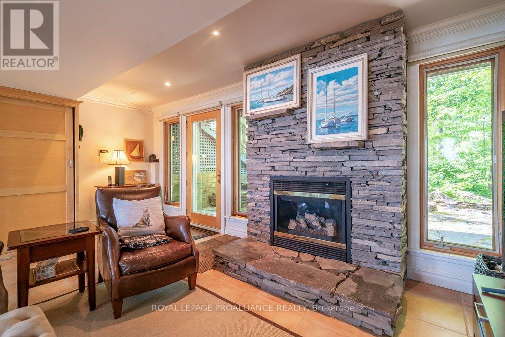403 Henniger Road, Addington Highlands, Ontario  K0H 1K0 - Photo 26 - X12331928