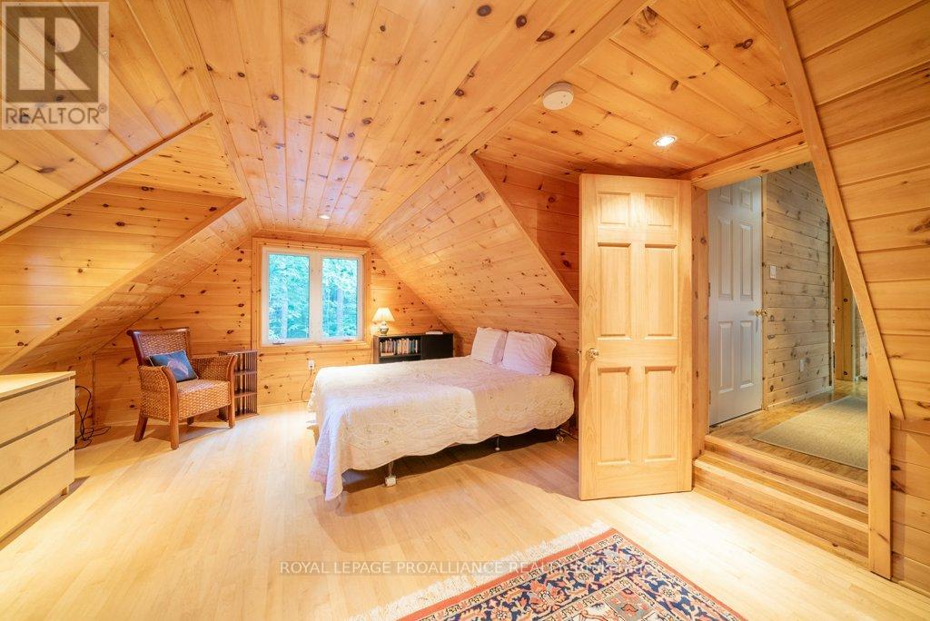403 Henniger Road, Addington Highlands, Ontario  K0H 1K0 - Photo 46 - X12331928