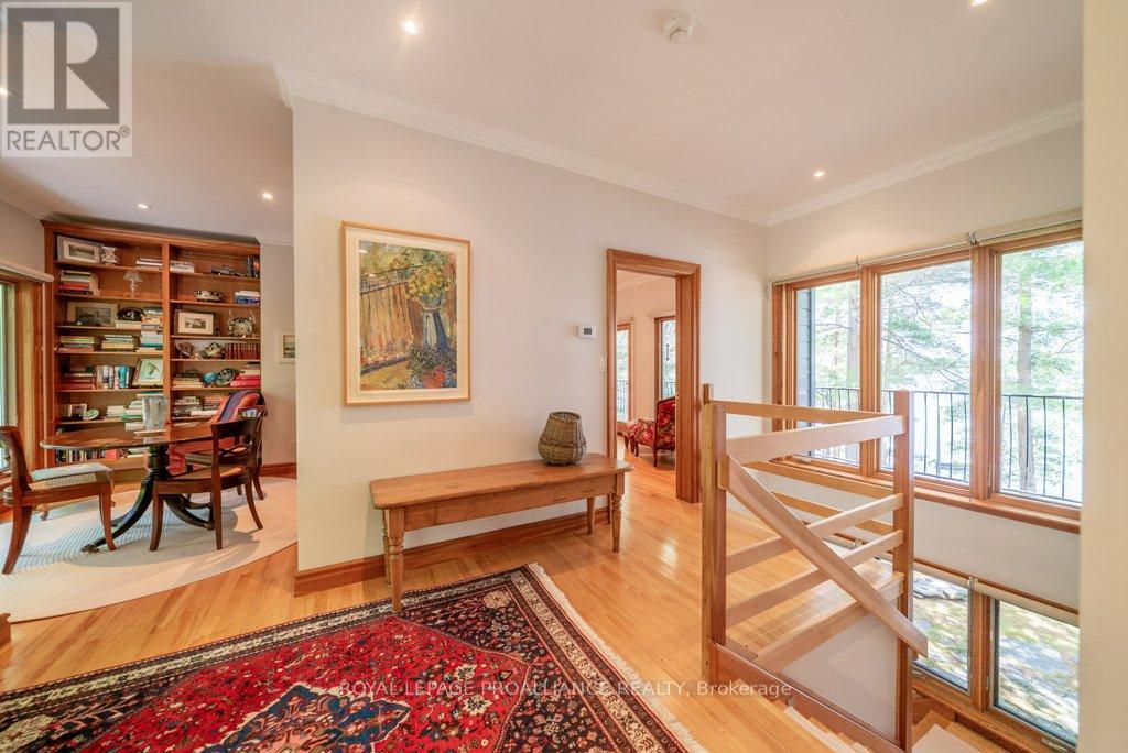 403 Henniger Road, Addington Highlands, Ontario  K0H 1K0 - Photo 5 - X12331928
