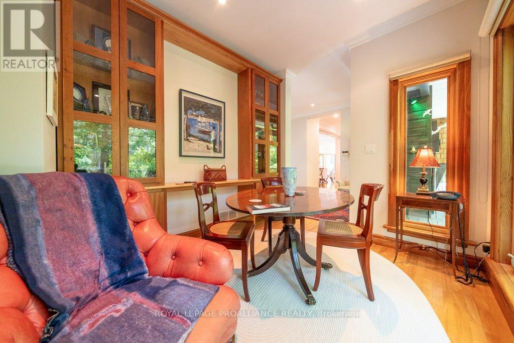 403 Henniger Road, Addington Highlands, Ontario  K0H 1K0 - Photo 6 - X12331928