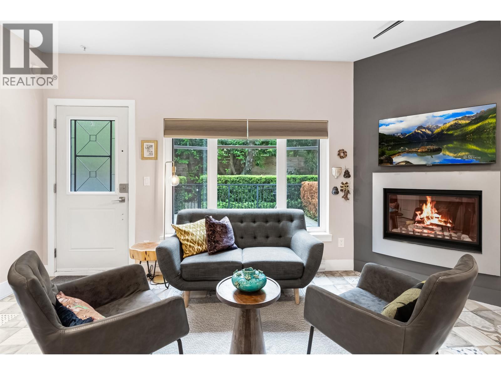 460 E 5th Avenue, Vancouver, British Columbia  V5T 1H9 - Photo 3 - R3031055