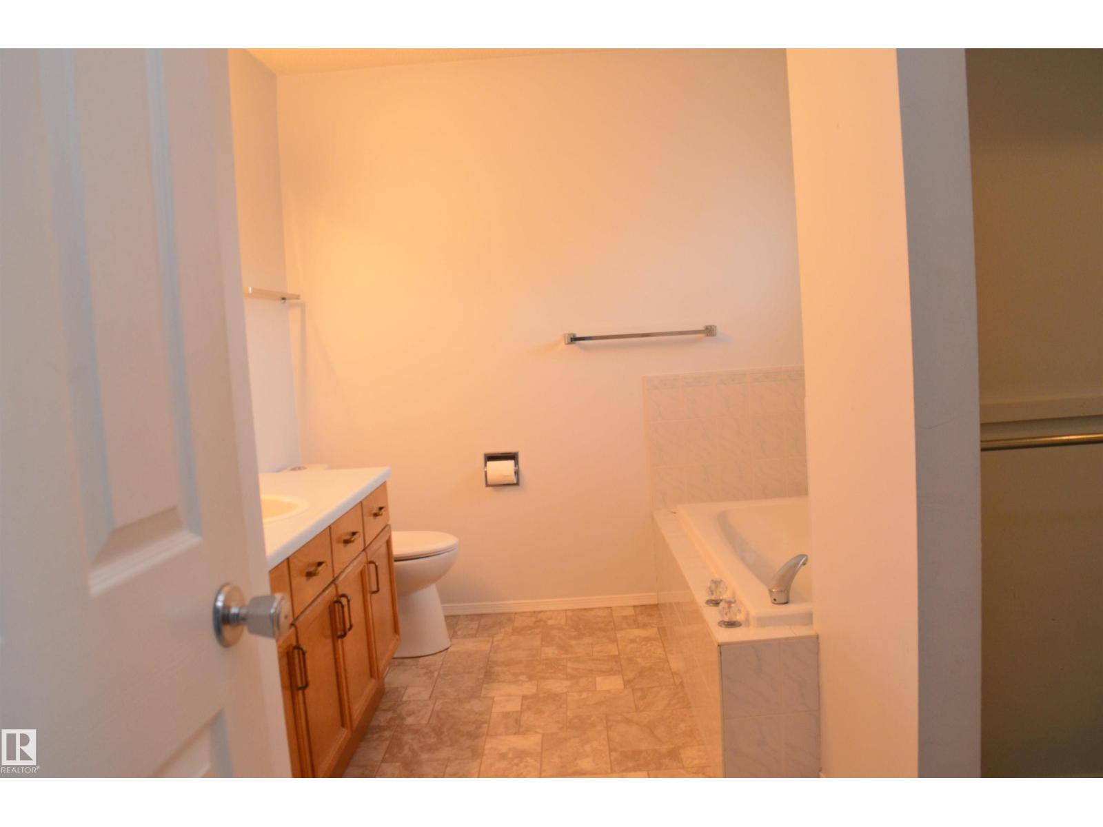 Unknown Address, ,    - Photo 23 - E4451811