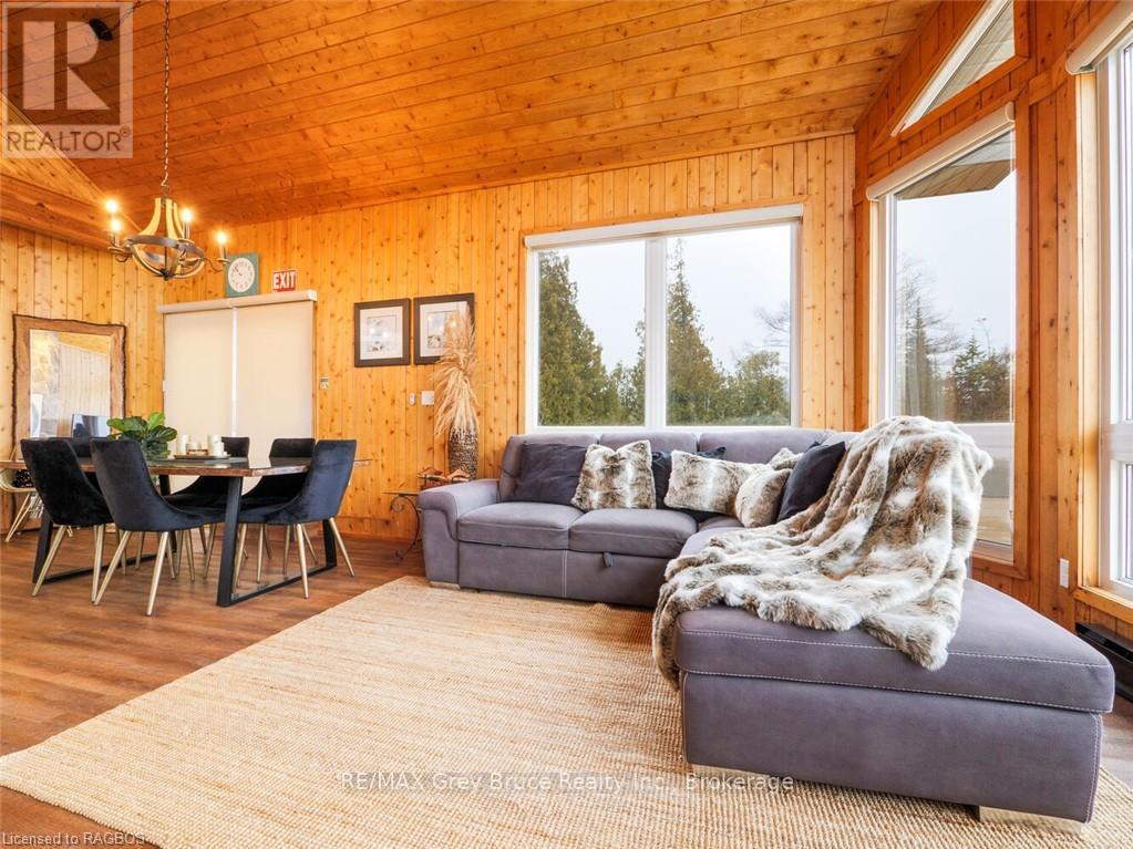 157 Zorra Drive, Northern Bruce Peninsula, Ontario  N0H 2R0 - Photo 22 - X12331929