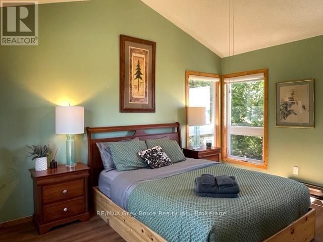 157 Zorra Drive, Northern Bruce Peninsula, Ontario  N0H 2R0 - Photo 35 - X12331929