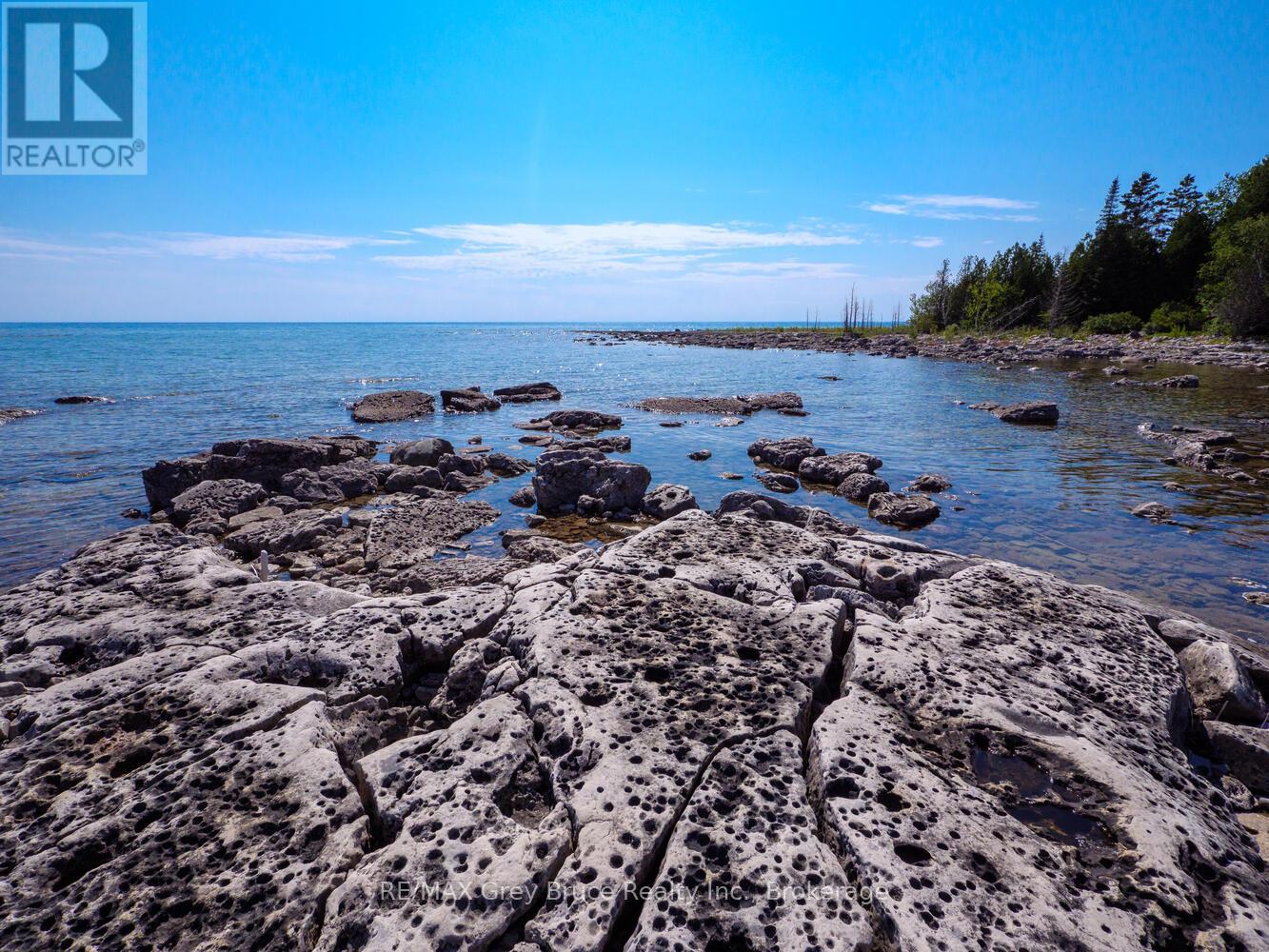 157 Zorra Drive, Northern Bruce Peninsula, Ontario  N0H 2R0 - Photo 36 - X12331929