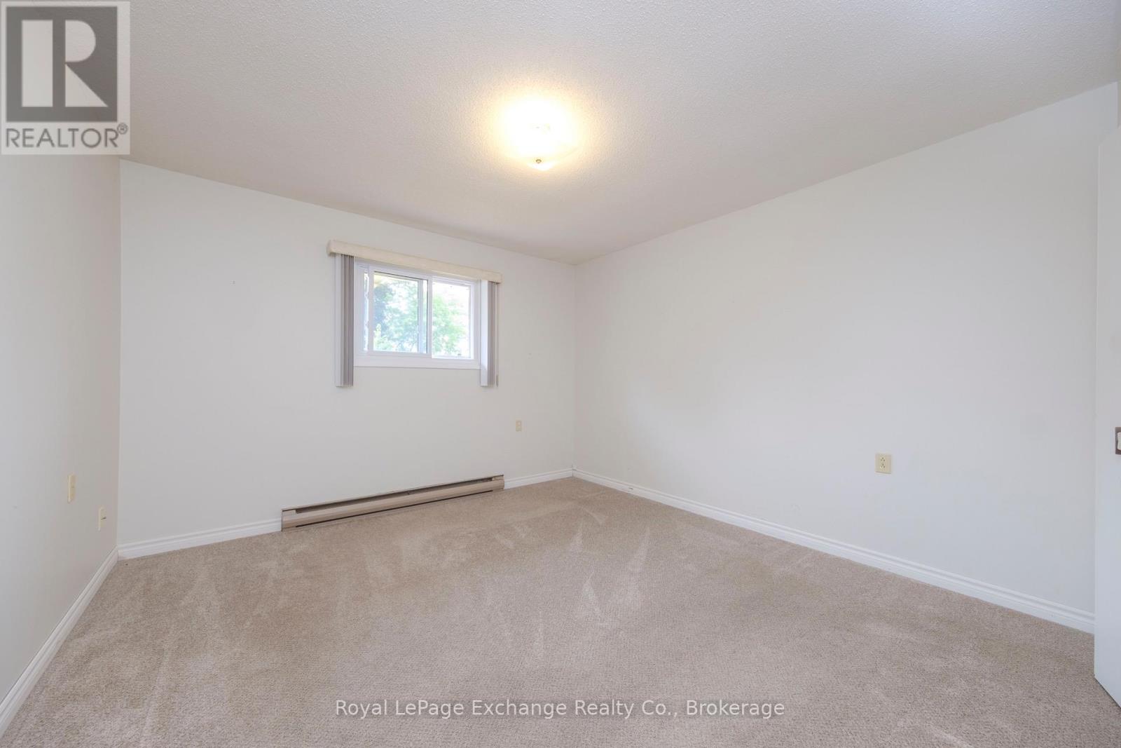 426 Elgin Street, Huron-Kinloss, Ontario  N0G 2H0 - Photo 11 - X12331944