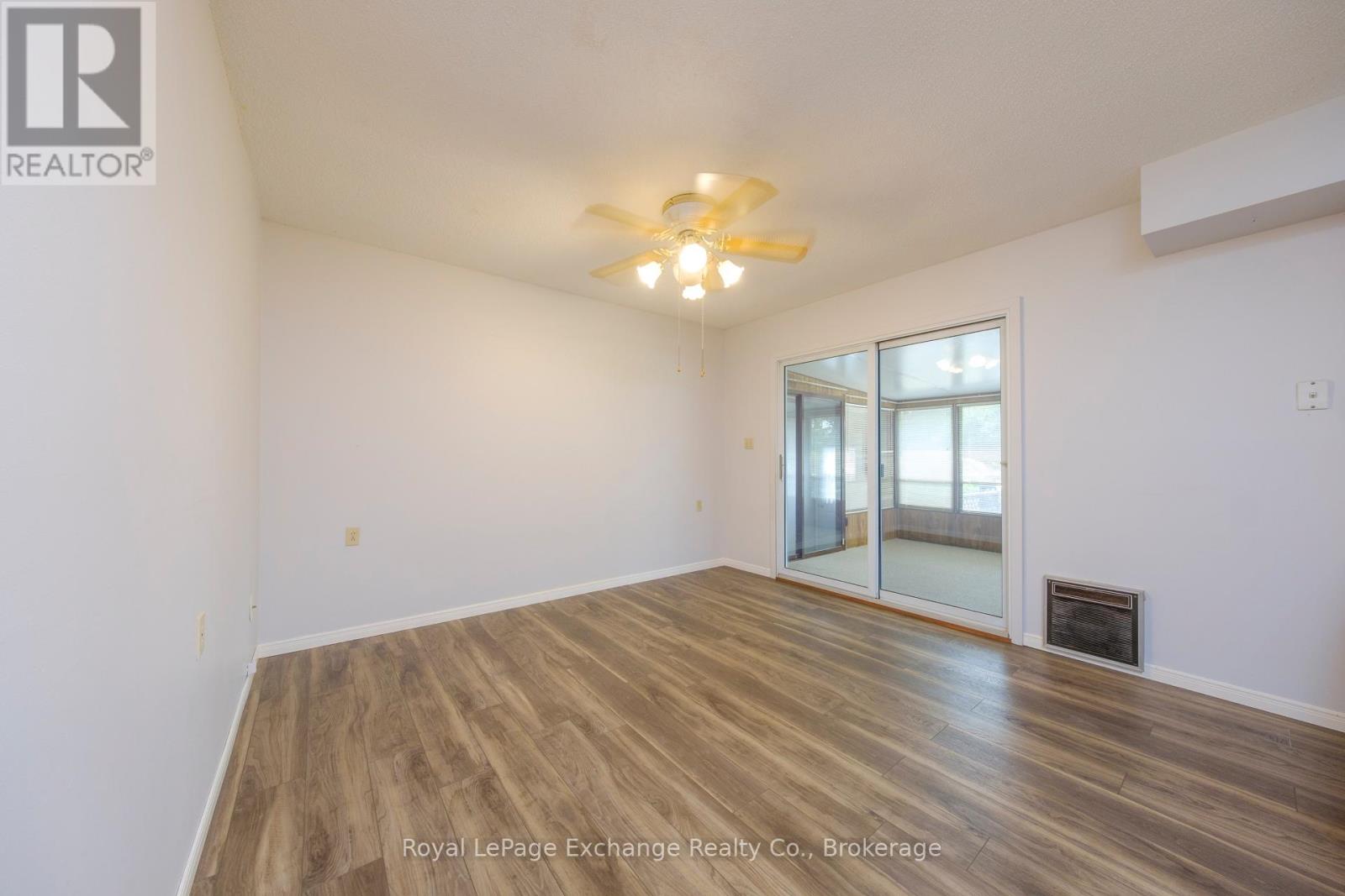 426 Elgin Street, Huron-Kinloss, Ontario  N0G 2H0 - Photo 19 - X12331944