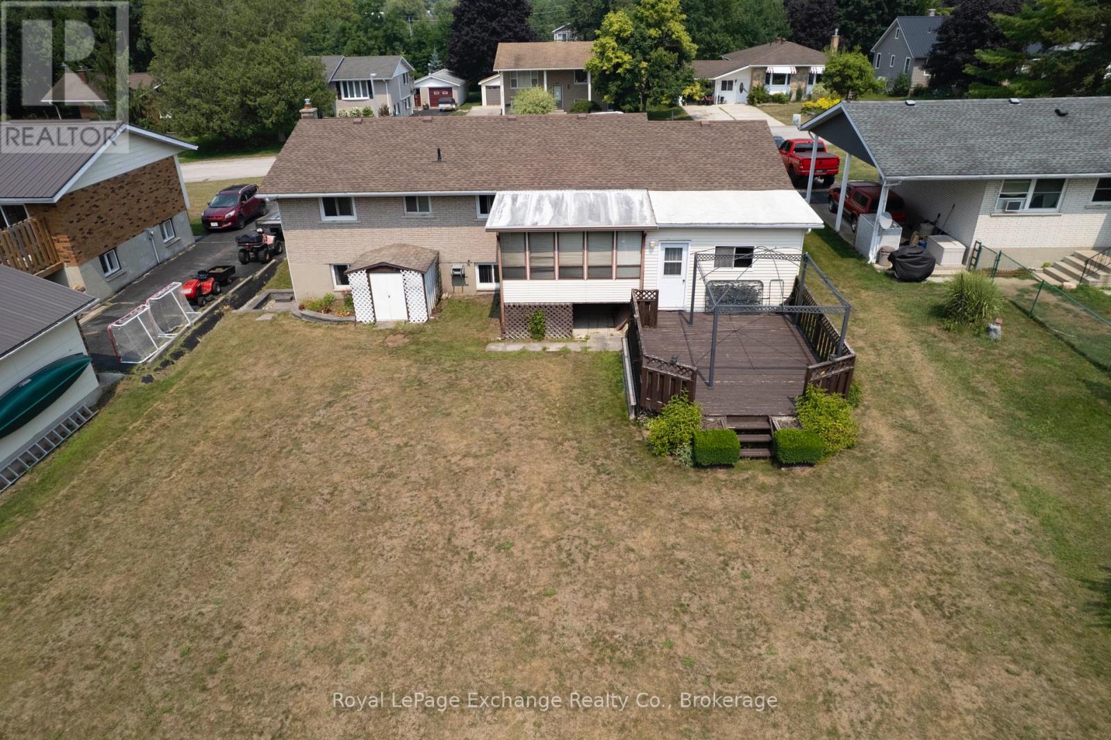 426 Elgin Street, Huron-Kinloss, Ontario  N0G 2H0 - Photo 3 - X12331944