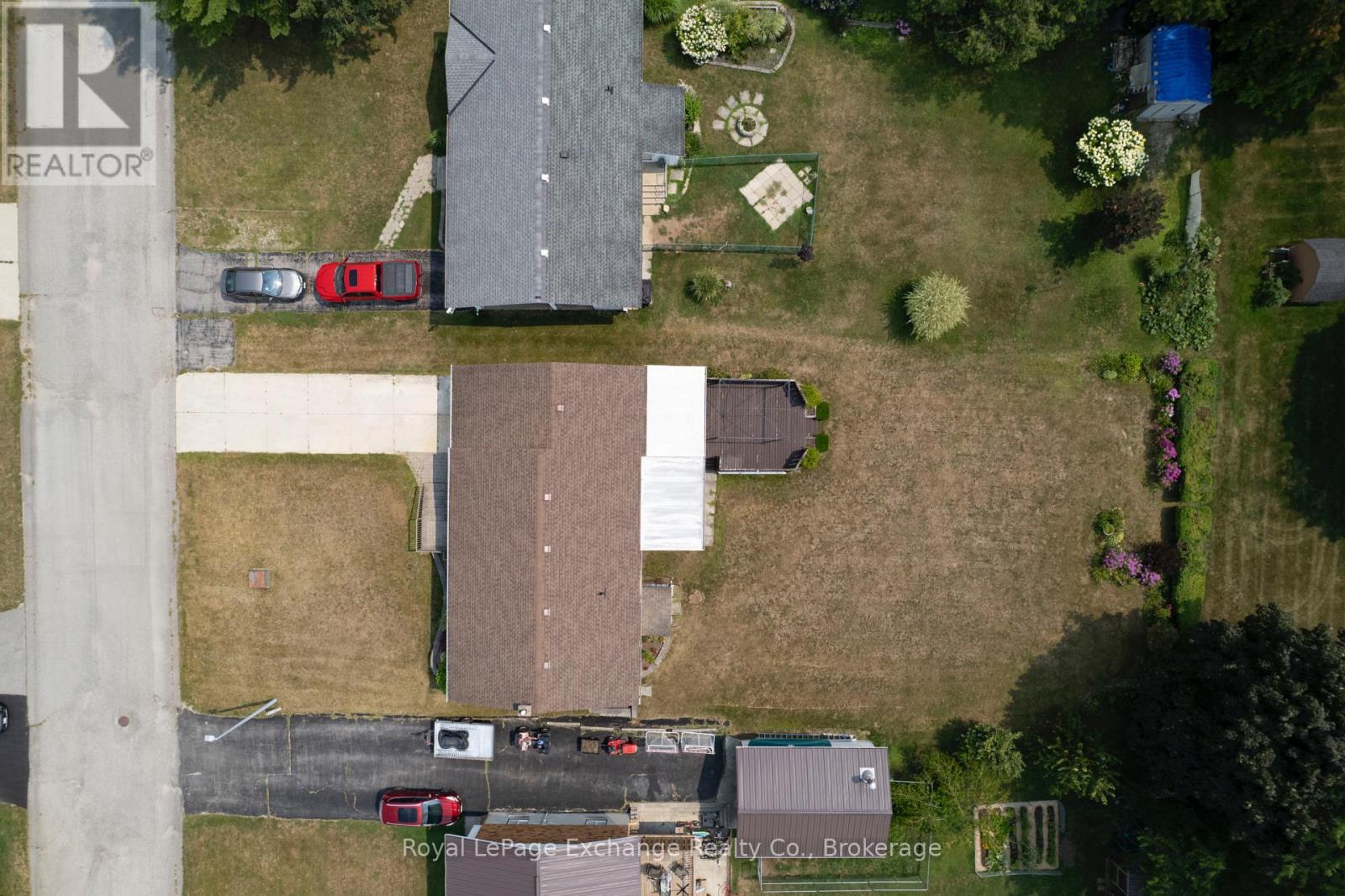 426 Elgin Street, Huron-Kinloss, Ontario  N0G 2H0 - Photo 4 - X12331944
