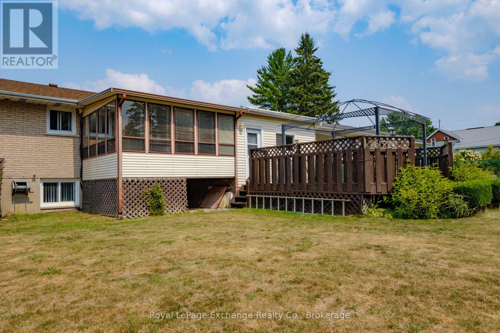 426 Elgin Street, Huron-Kinloss, Ontario  N0G 2H0 - Photo 7 - X12331944