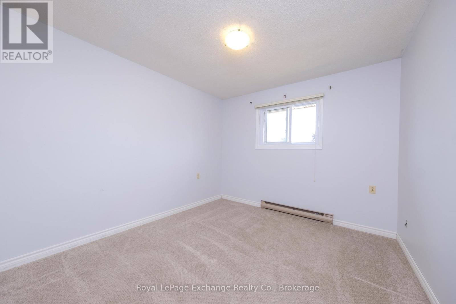 426 Elgin Street, Huron-Kinloss, Ontario  N0G 2H0 - Photo 9 - X12331944