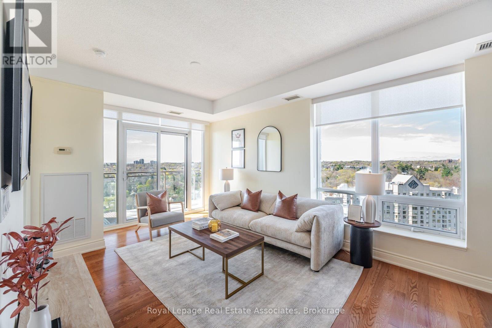 Property at 1704 - 1665 THE COLLEGEWAY image 2