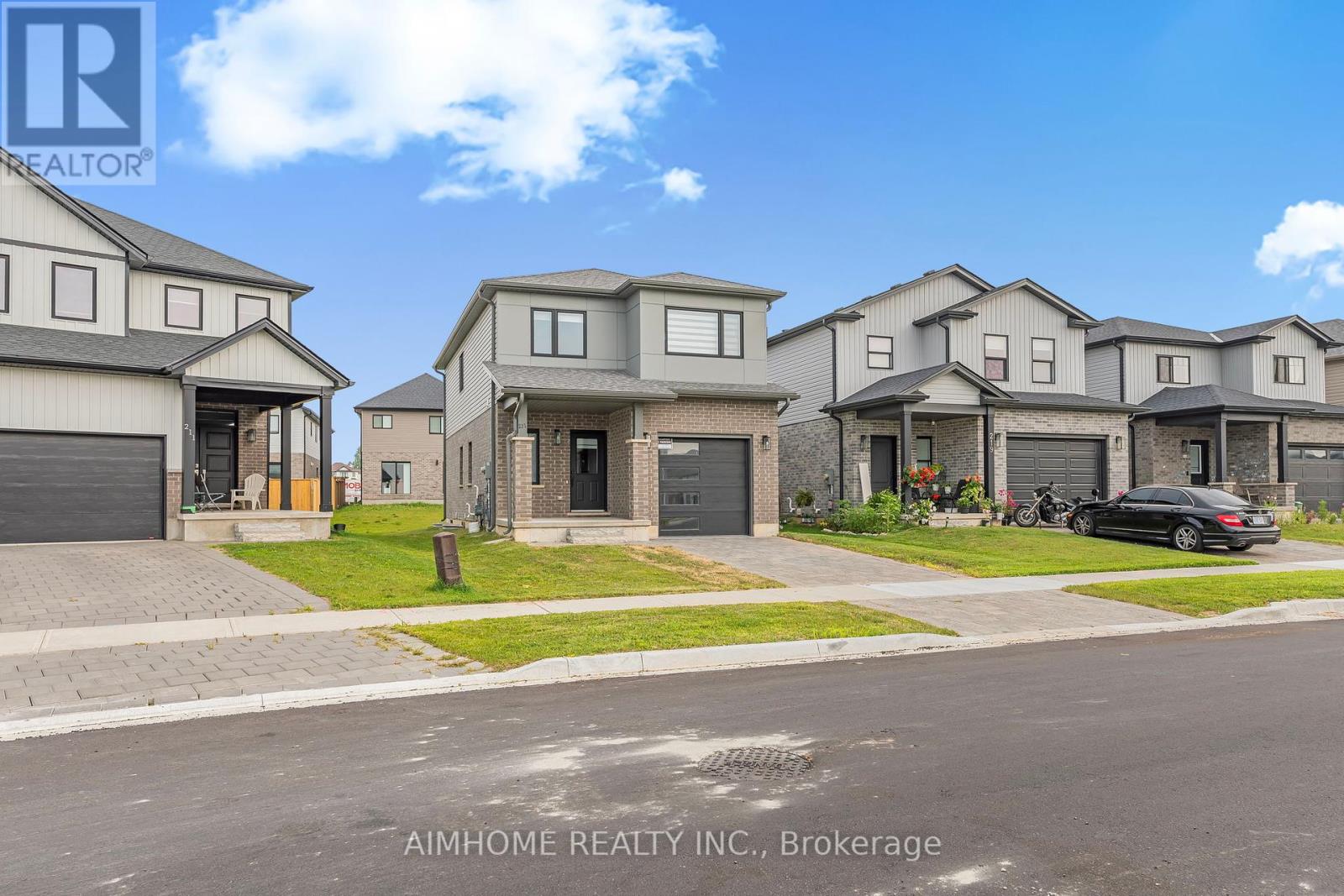 215 BYERS STREET, London South, Ontario