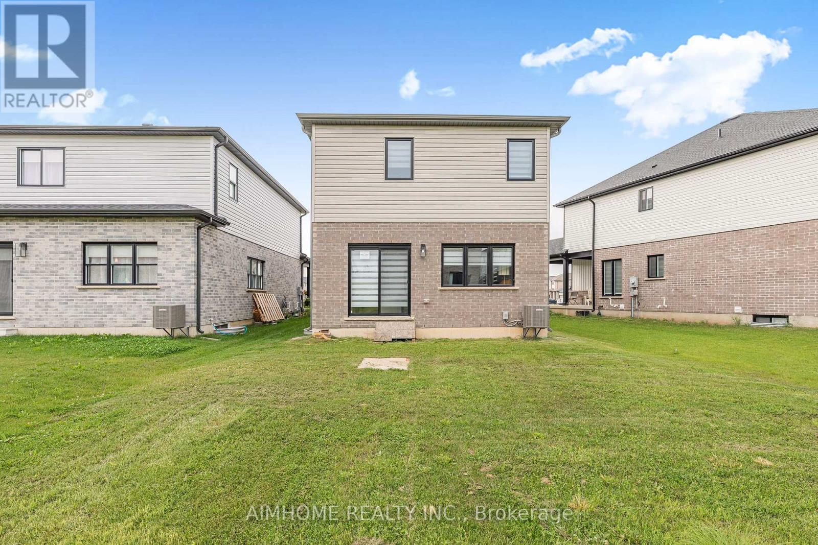 215 Byers Street, London South, Ontario  N6L 0J2 - Photo 39 - X12331911