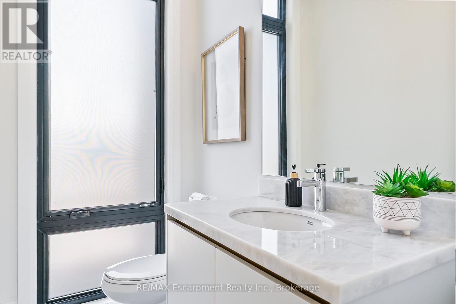 5 - 138 East Street, Oakville, Ontario  L6L 0H9 - Photo 13 - W12331955
