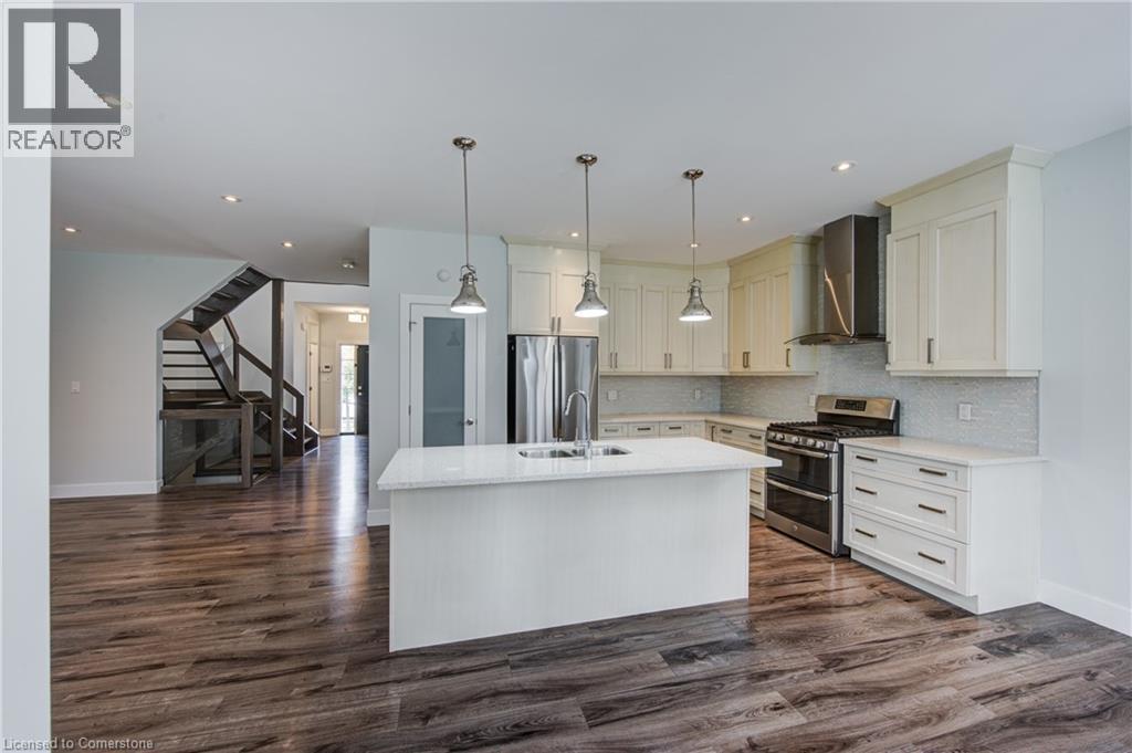 Photo 11 of 36 for 2527 Holbrook Drive