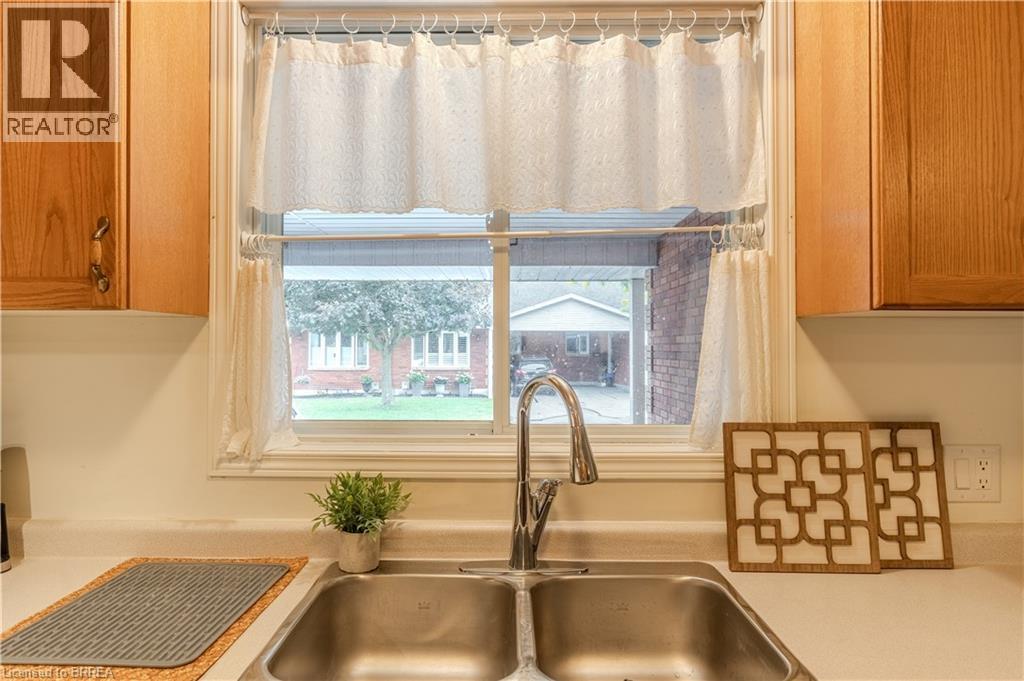 1030 Colborne Street Unit# 47, Brantford, Ontario  N3S 3T6 - Photo 6 - 40745051