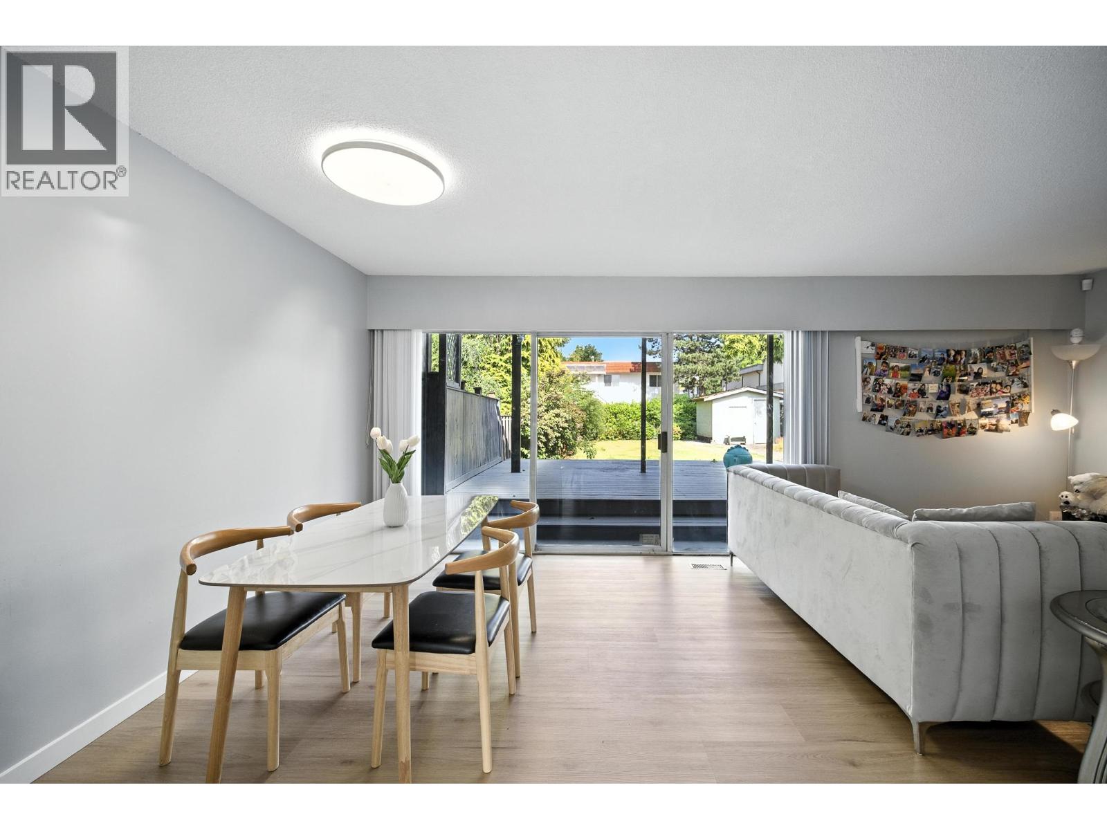 Property at 8540 ROSEBANK CRESCENT image 5