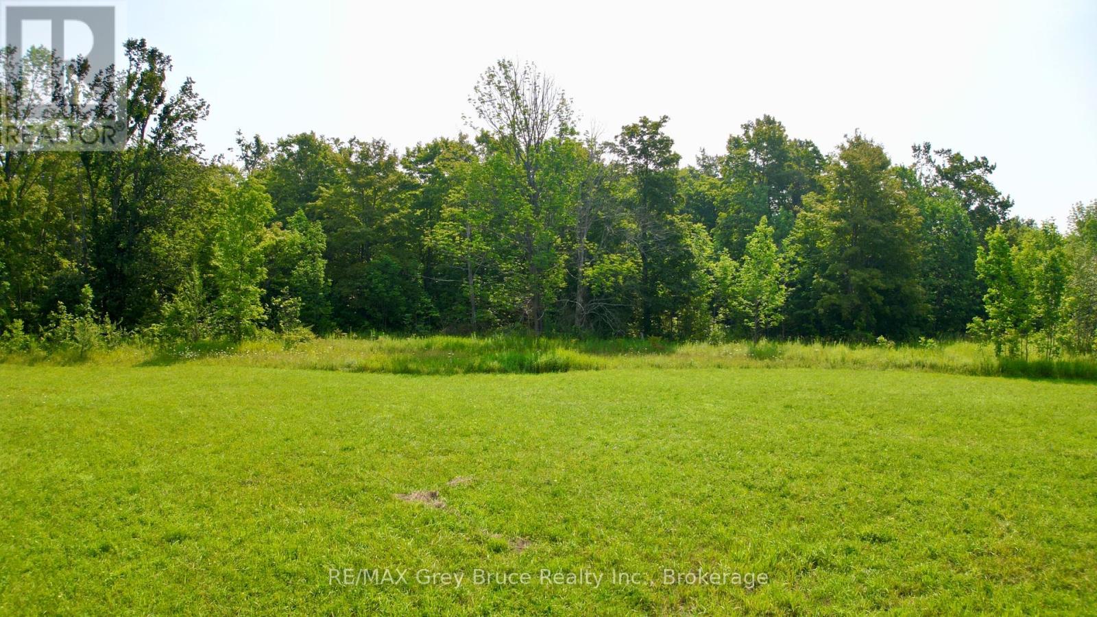61 Crawford Drive, South Bruce Peninsula, Ontario  N0H 2T0 - Photo 37 - X12331956