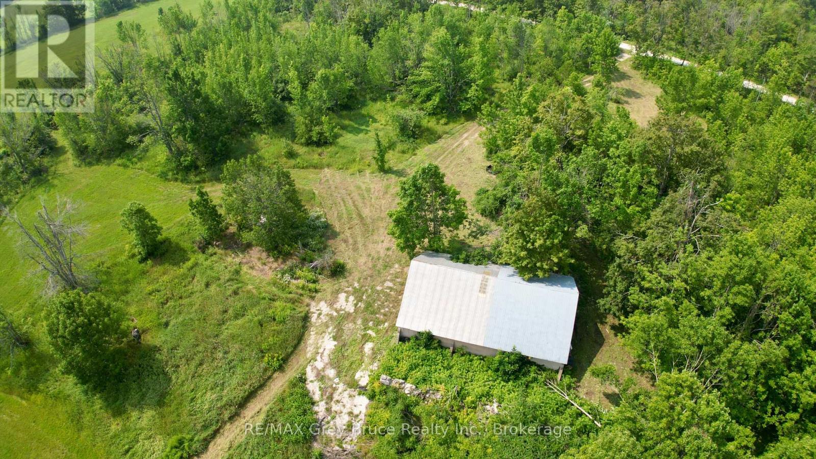 61 Crawford Drive, South Bruce Peninsula, Ontario  N0H 2T0 - Photo 44 - X12331956
