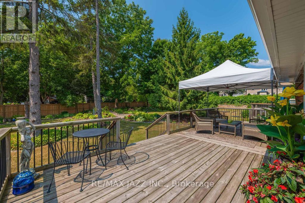 118 Richard Street, Greater Napanee, Ontario  K7R 2T4 - Photo 32 - X12329559