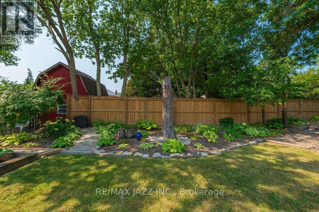 118 Richard Street, Greater Napanee, Ontario  K7R 2T4 - Photo 37 - X12329559
