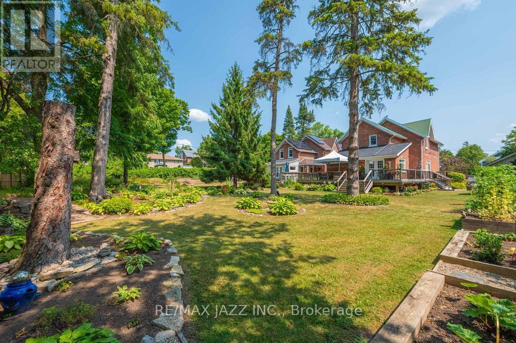 118 Richard Street, Greater Napanee, Ontario  K7R 2T4 - Photo 38 - X12329559