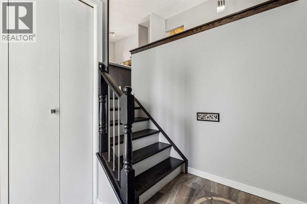 Property at 72 Hawkley Valley Road NW image 3