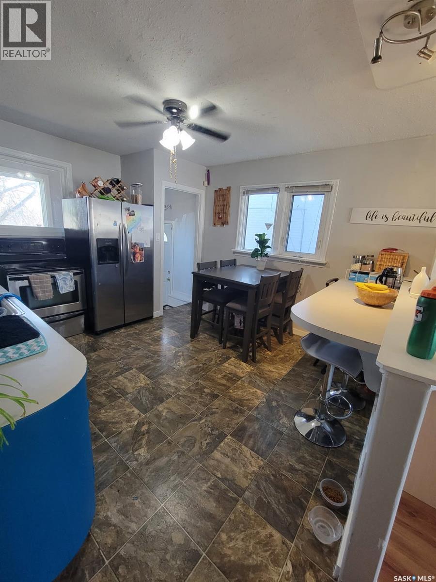 513 10th Street E, Prince Albert, Saskatchewan  S6V 0Z7 - Photo 3 - SK015027