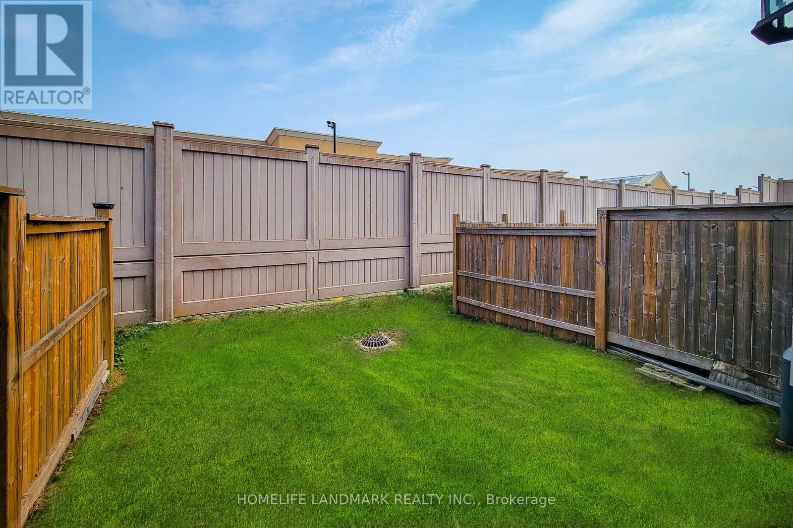 75 Sonoma Valley Crescent, Hamilton, Ontario  L9B 0J3 - Photo 5 - X12331957
