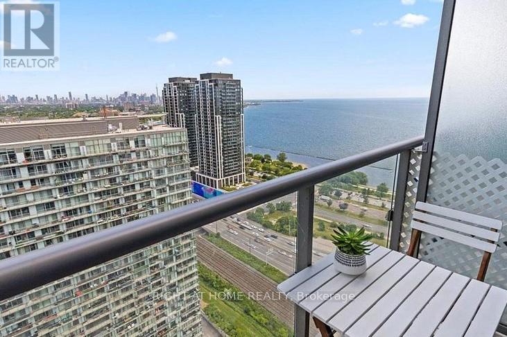 3313 - 105 The Queens Way, Toronto, Ontario  M6S 5B5 - Photo 17 - W12309544