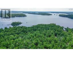 37 Pine Island Drive, Labelle, Ca