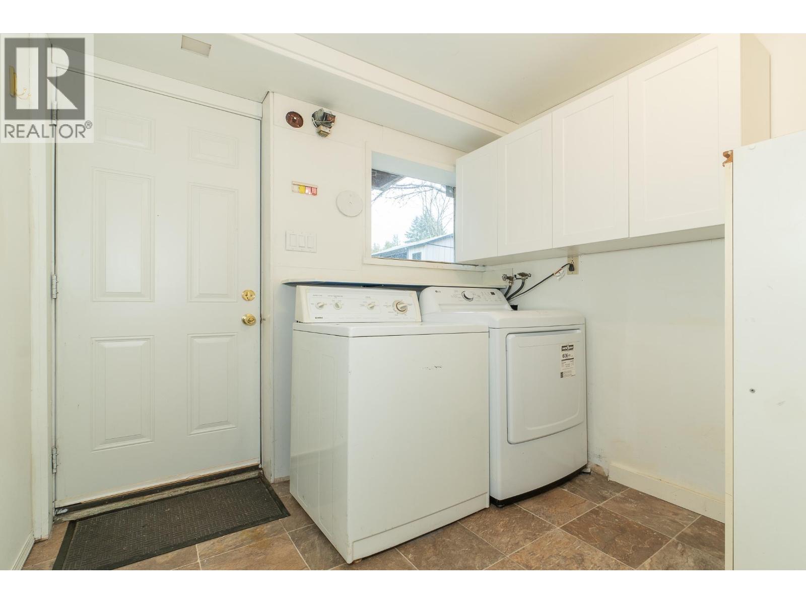 699 Duval Court, Coquitlam, British Columbia  V3J 3L2 - Photo 12 - R3034995