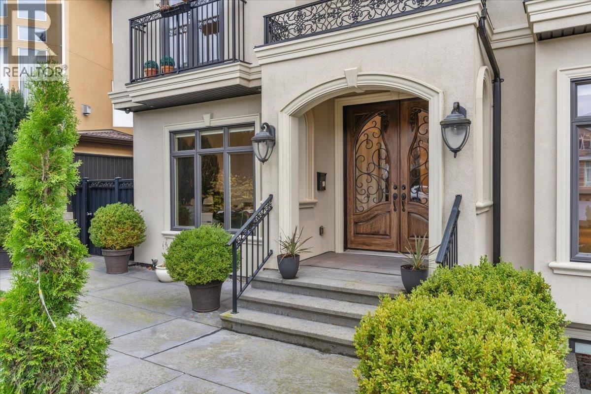 Property at 7158 RIDGEVIEW DRIVE image 2