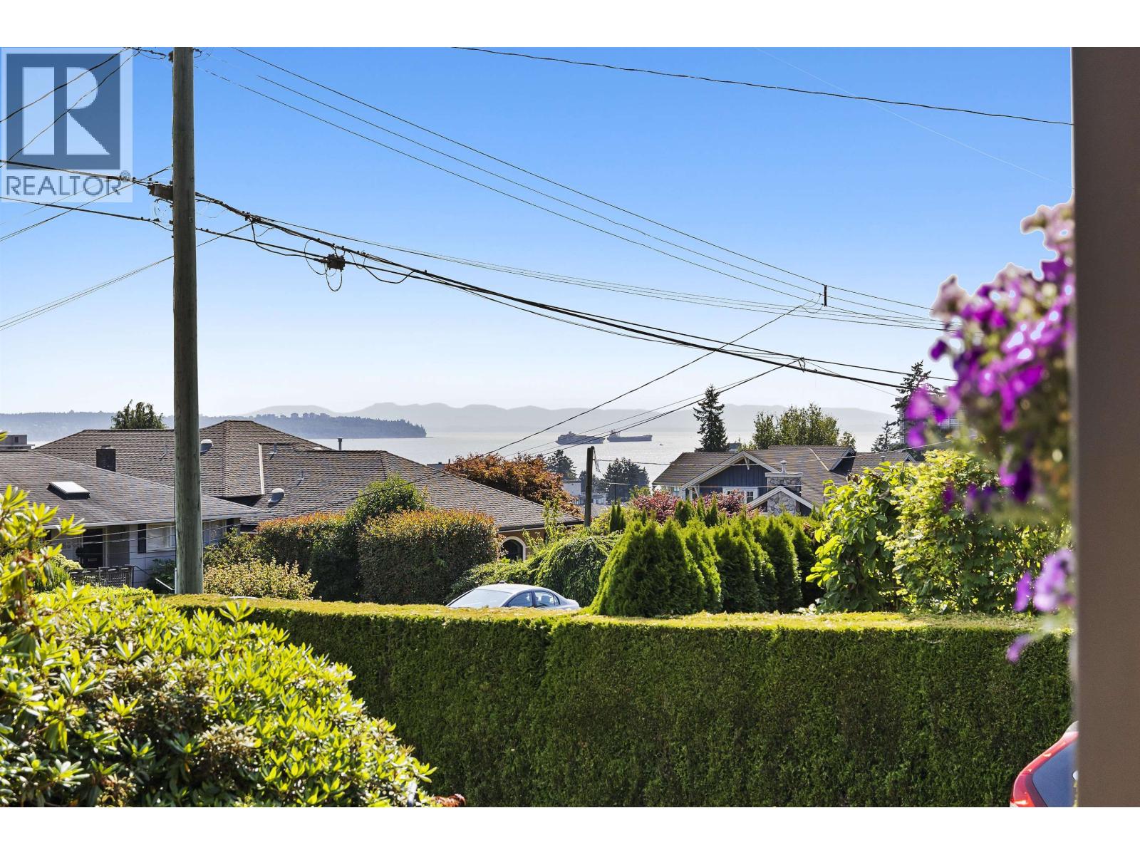 Property at 1175 GORDON AVENUE image 3
