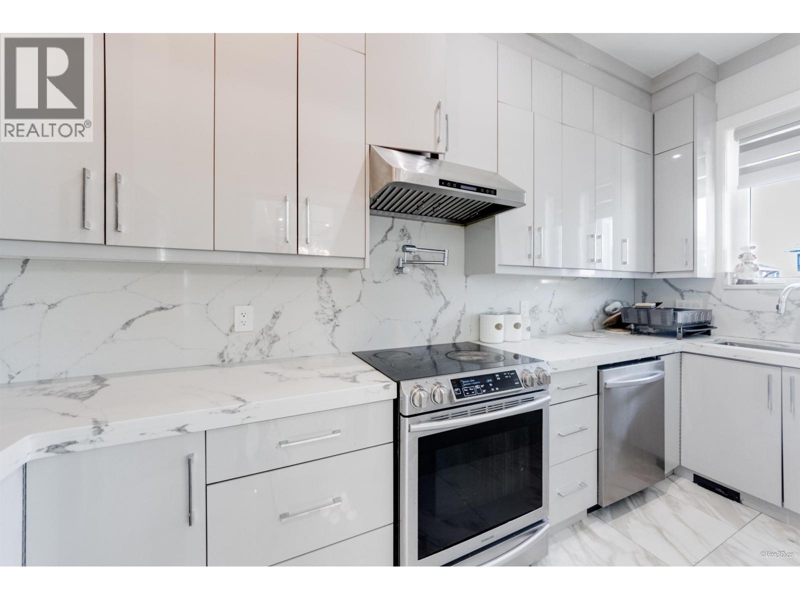 6913 Argyle Street, Vancouver, British Columbia  V5P 3K7 - Photo 18 - R3035092