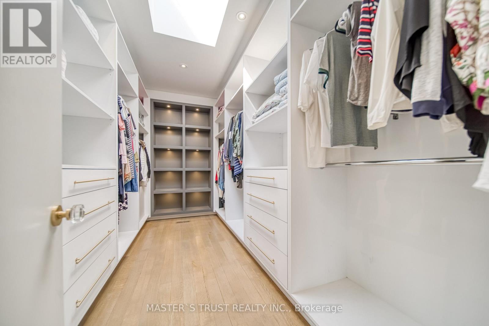 15 Ames Circle, Toronto, Ontario  M3B 3B9 - Photo 24 - C12332048