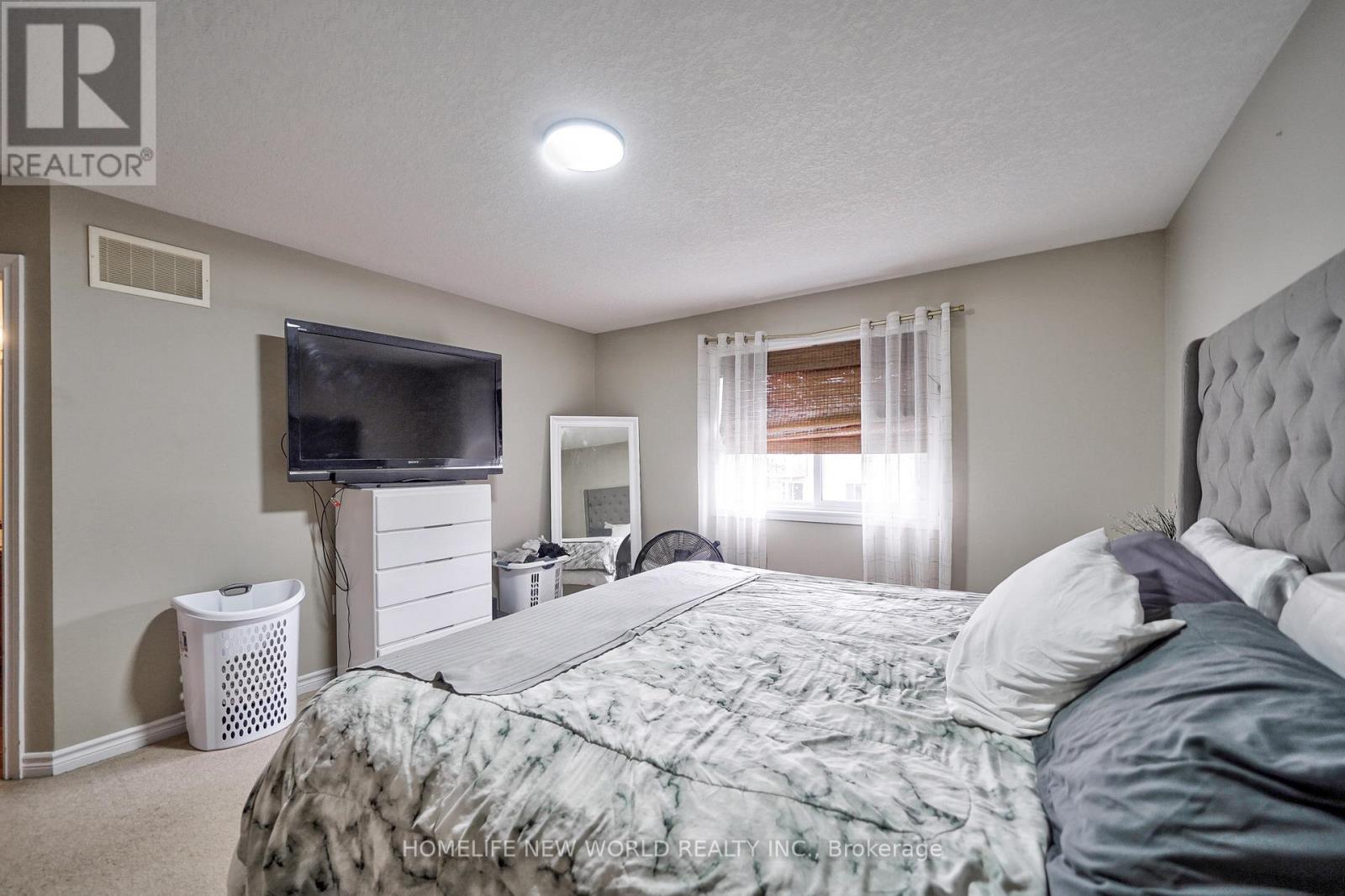 58 Sovereigns Gate, Barrie, Ontario  L4N 0Y9 - Photo 31 - S12332028
