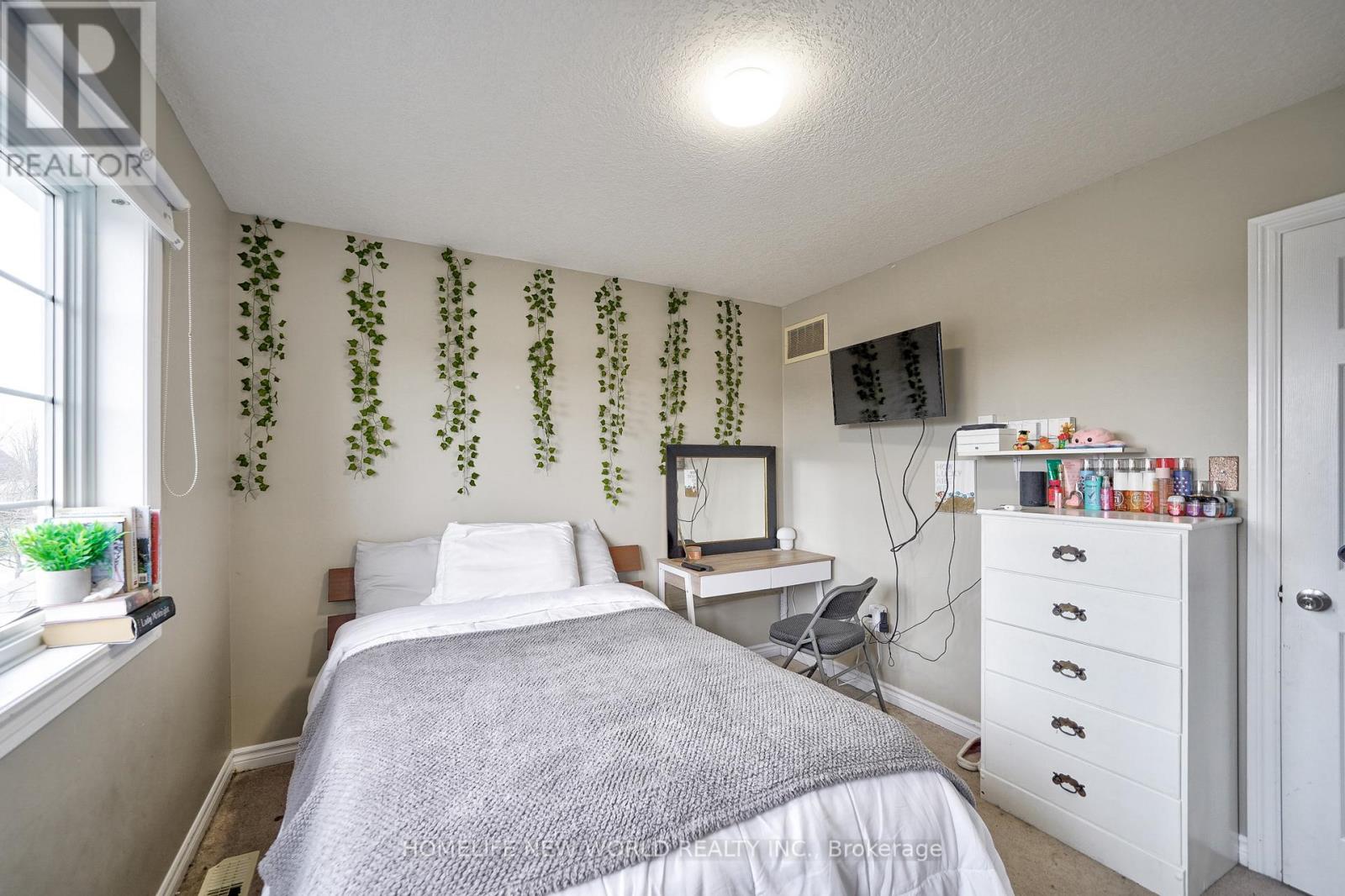 58 Sovereigns Gate, Barrie, Ontario  L4N 0Y9 - Photo 37 - S12332028