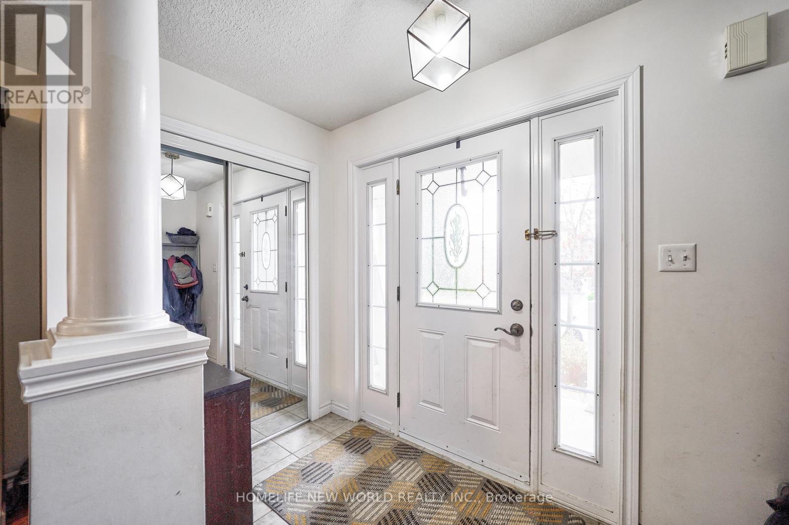 58 Sovereigns Gate, Barrie, Ontario  L4N 0Y9 - Photo 7 - S12332028