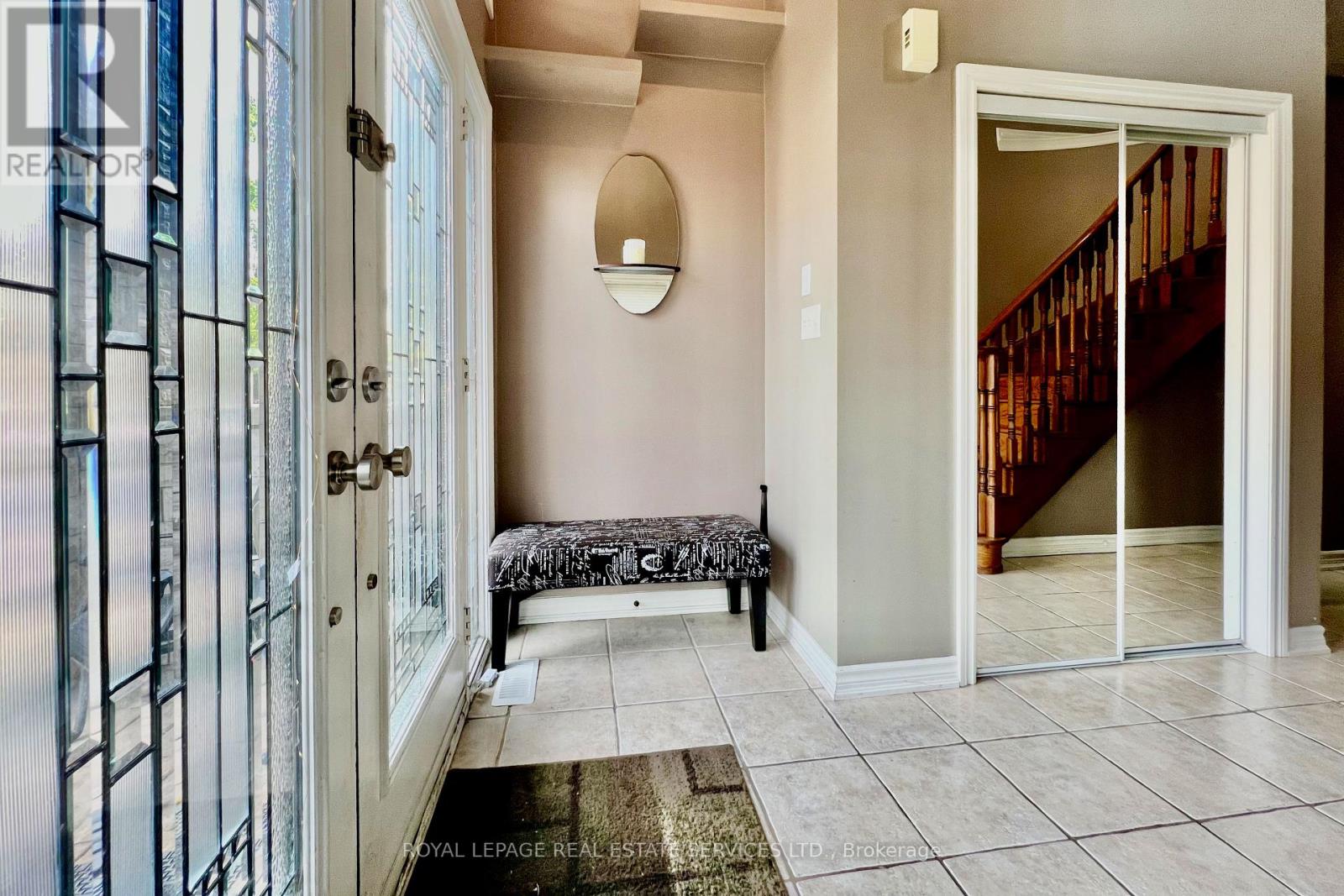 4681 Webb Street, Burlington, Ontario  L7M 0E3 - Photo 4 - W12332017