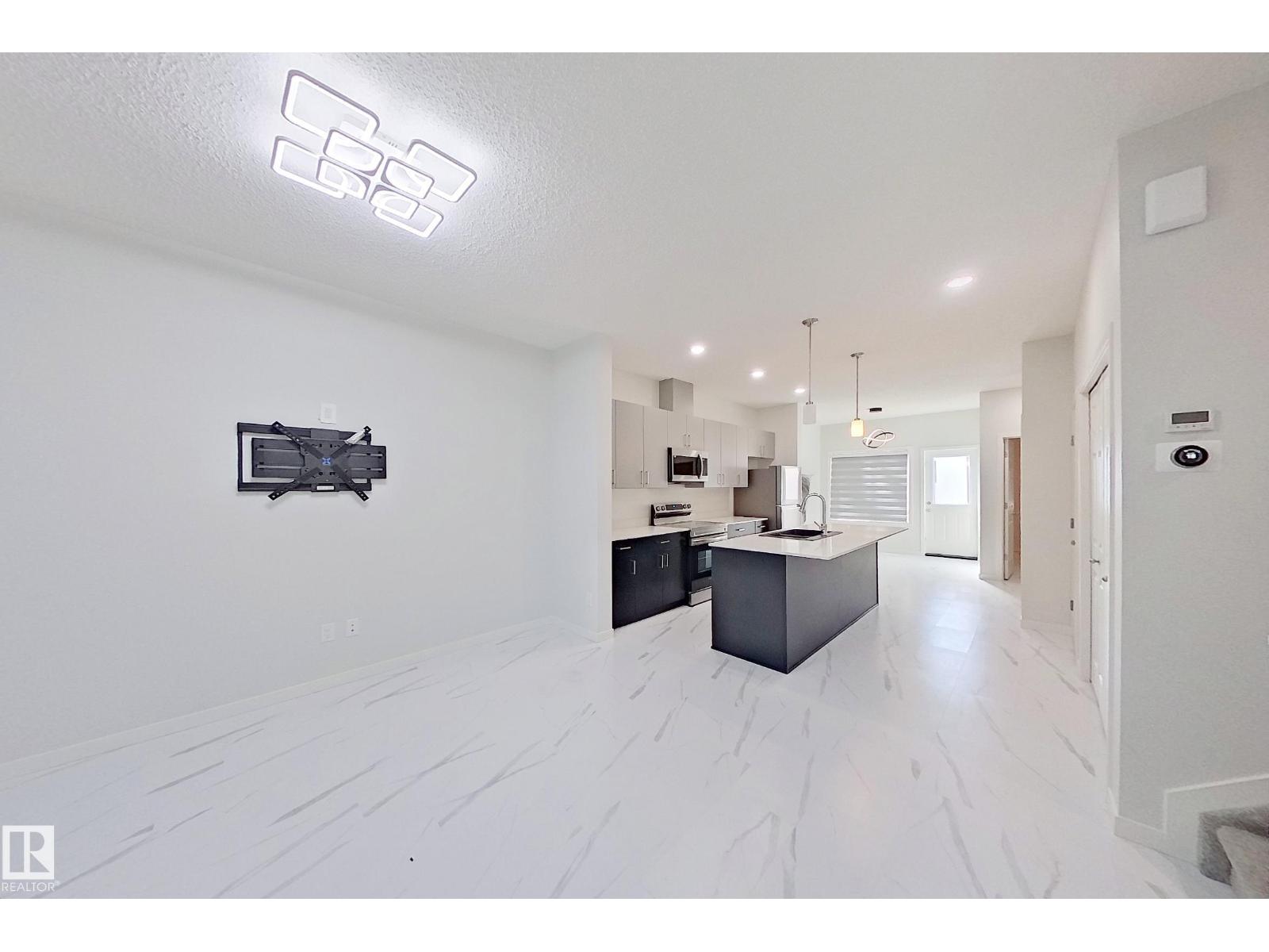 7118 46a St, Beaumont, Alberta  T6T 2J1 - Photo 10 - E4451830