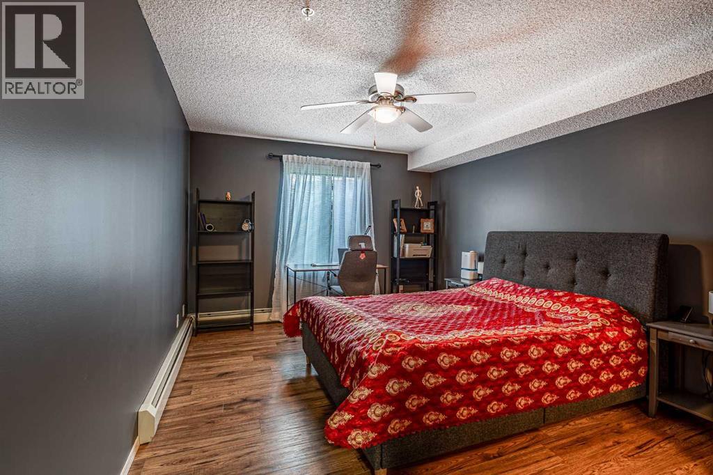 8213, 304 Mackenzie Way Sw, Airdrie, Alberta  T4B 3H8 - Photo 17 - A2242672