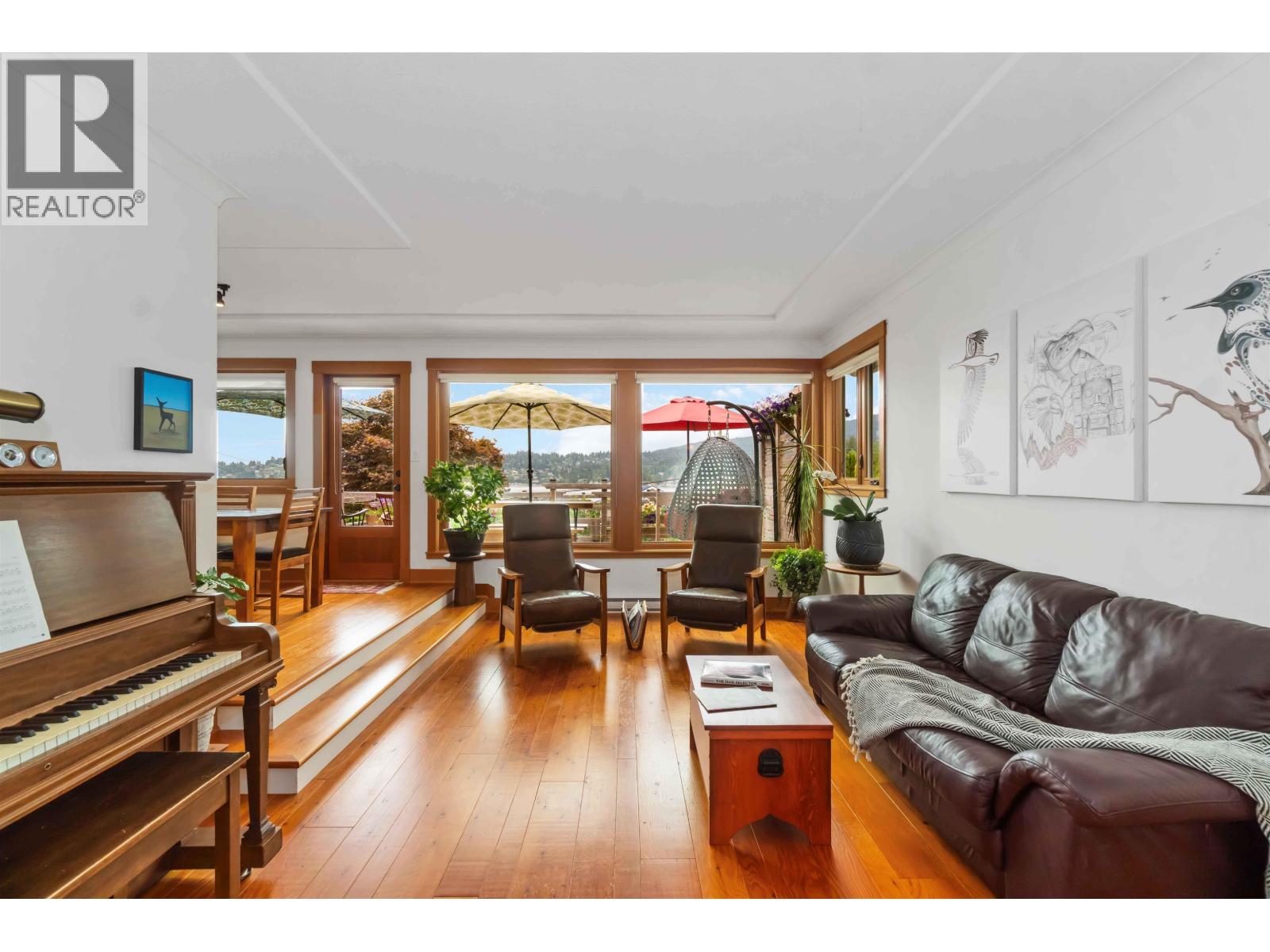 4554 Belcarra Bay Road, Belcarra, British Columbia  V3H 4P4 - Photo 10 - R3034938