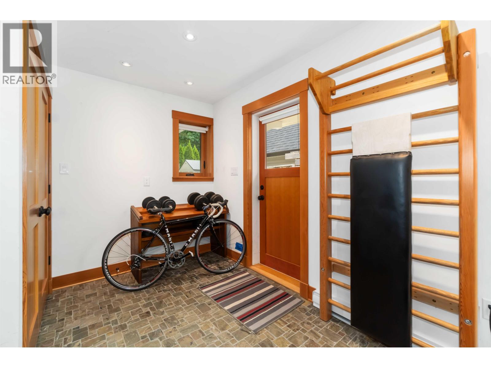 4554 Belcarra Bay Road, Belcarra, British Columbia  V3H 4P4 - Photo 31 - R3034938